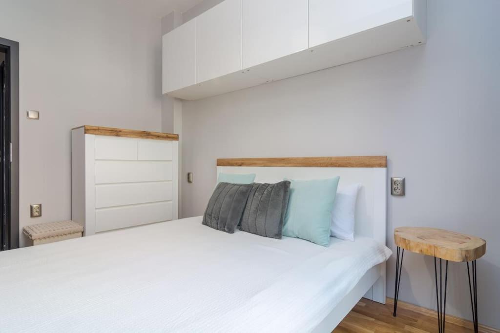Modern Design 1 Bdrm, 4 Guests, Top Cente, Near Parliament, Self Check-In Sofia Exterior foto